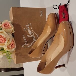 Christian Louboutin pump patent shoes